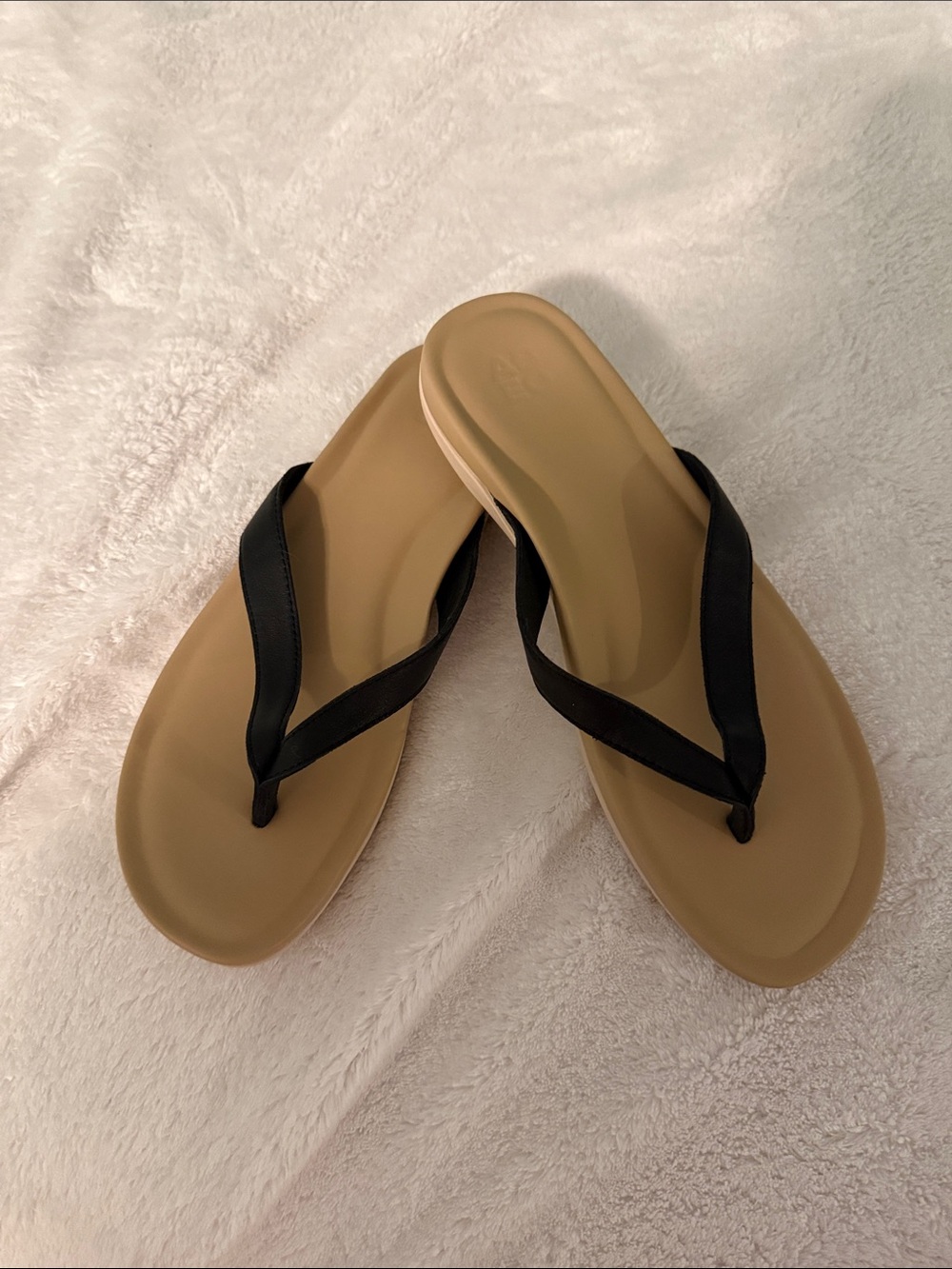 Abeo Black Strap Tan Footbed Women's Flip Flop Sandals Size 9